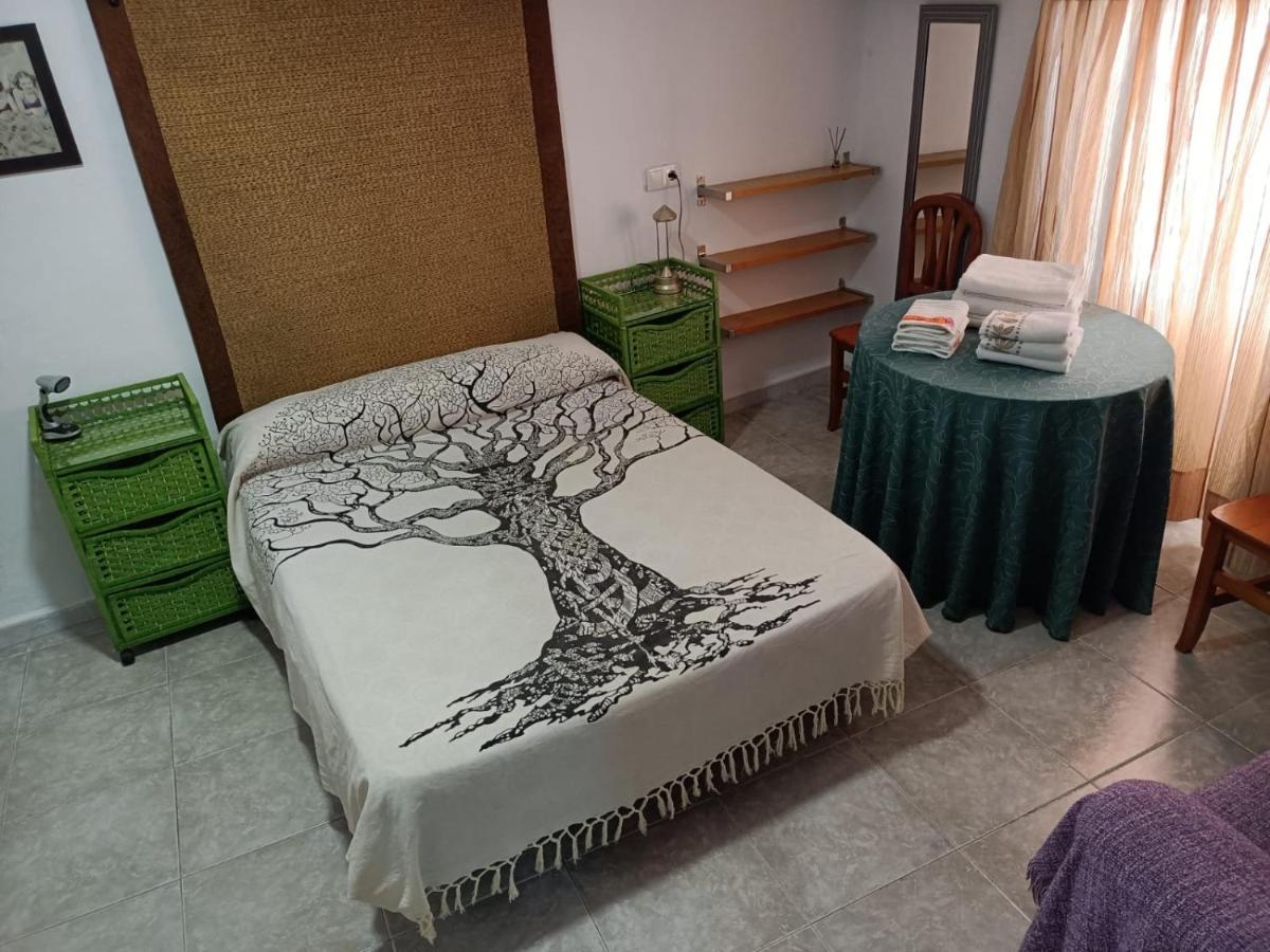 Apartamento Turistico Muralla De Caces エクステリア 写真